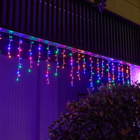 HZ8033 LED cascada 200 fogos (4.5 metros)