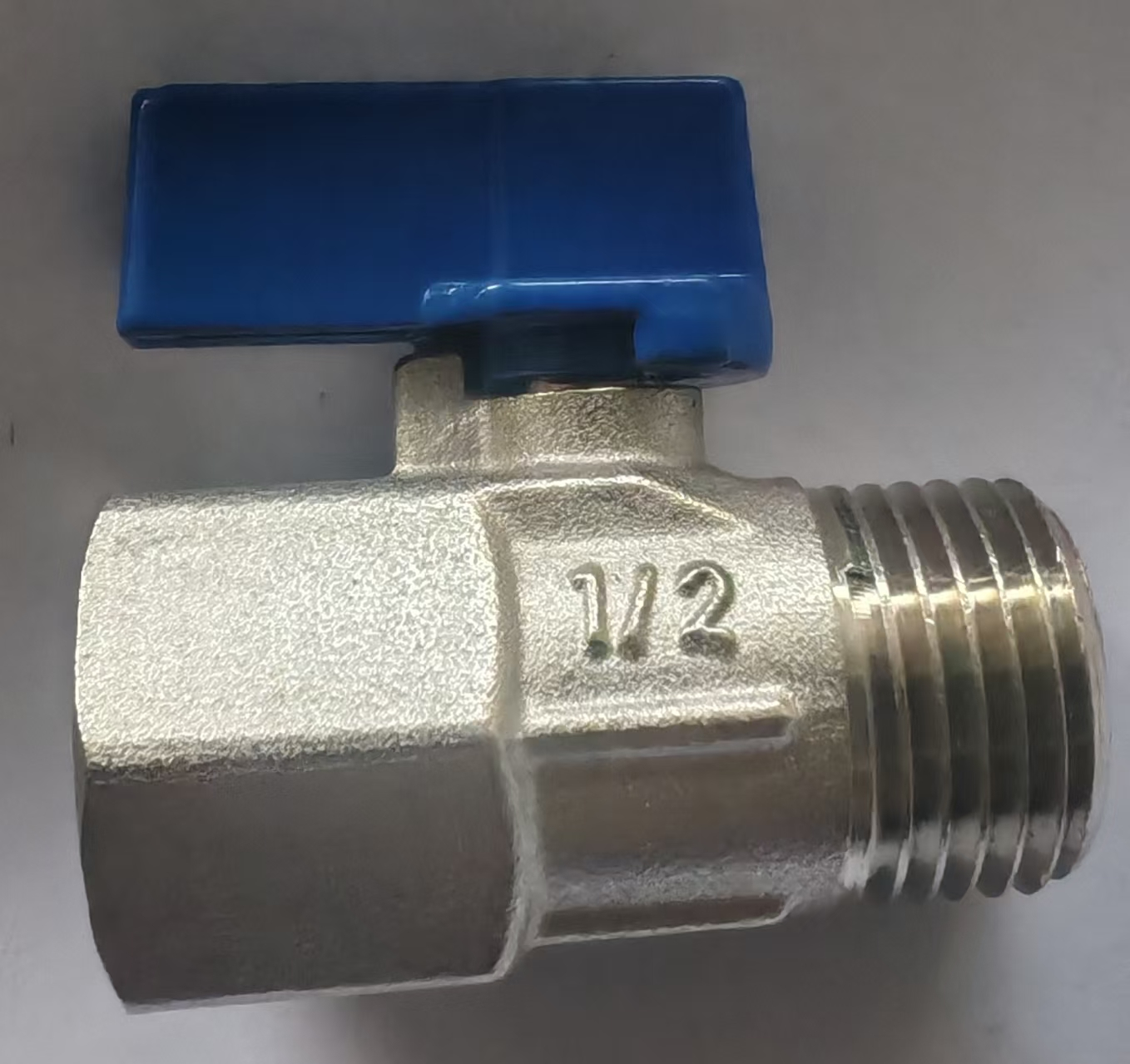 LS247-12 (Válvula de bola soldable) (120/caja)